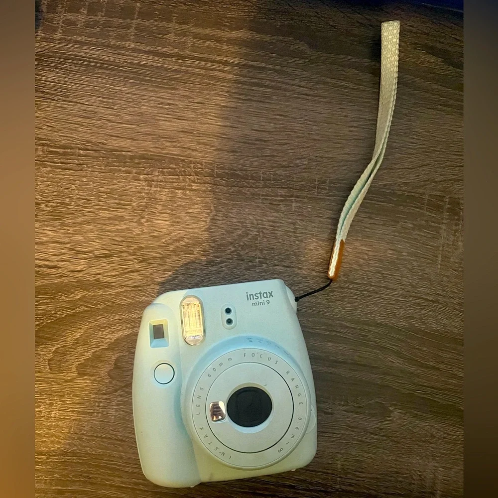 Fuji Film Instant polaroid Camera